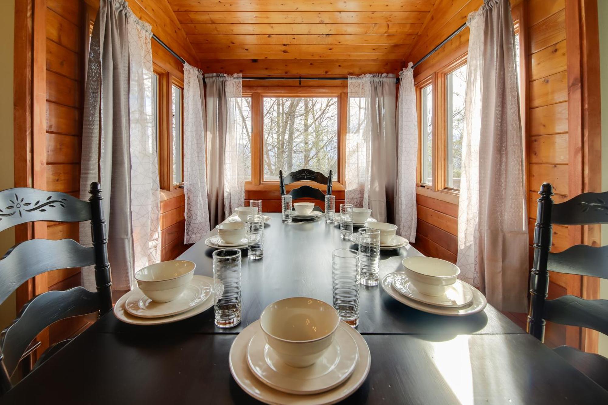 Gatlinburg Mountain Cabin With Hot Tub, Deck And Games 외부 사진