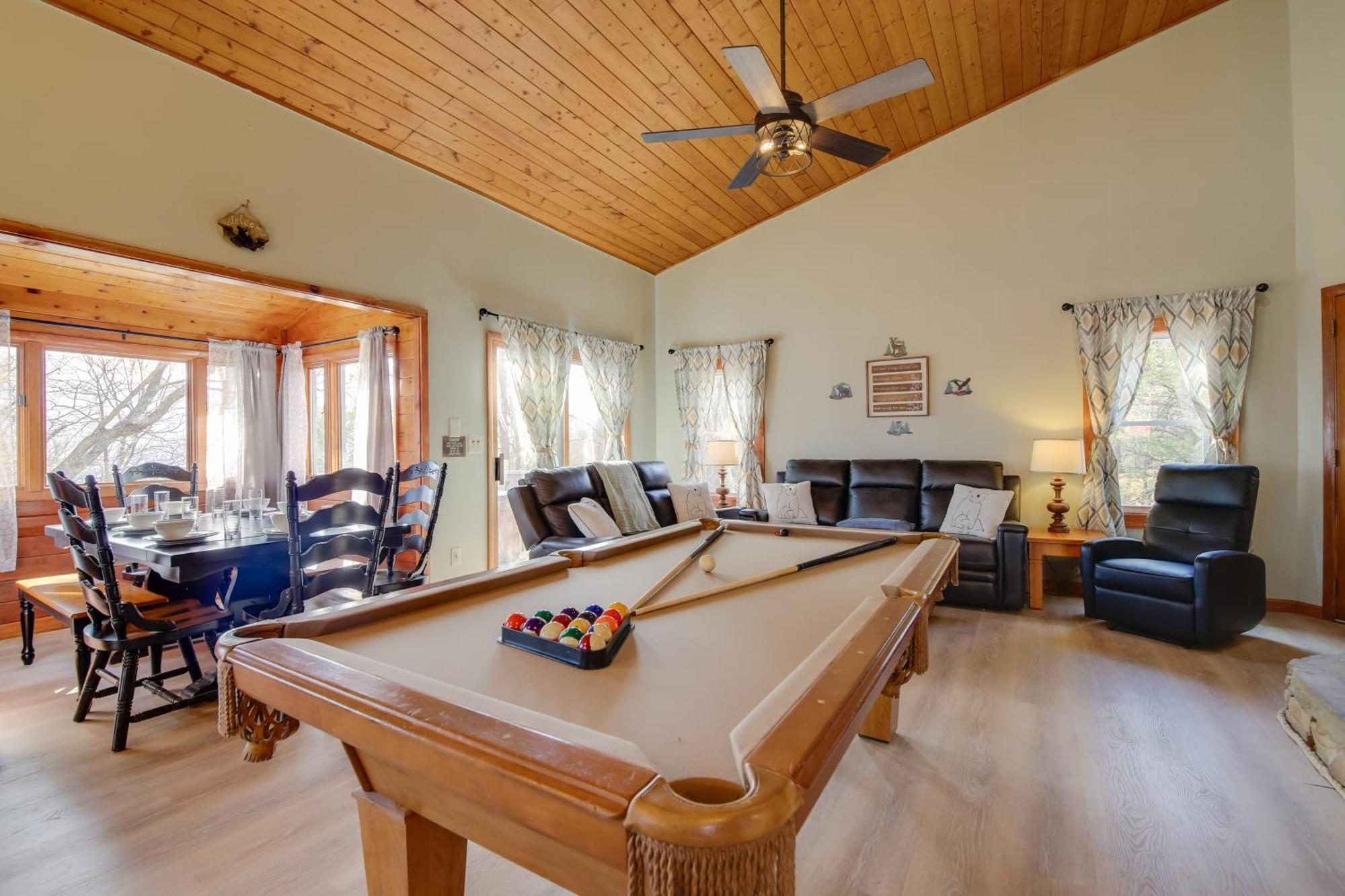 Gatlinburg Mountain Cabin With Hot Tub, Deck And Games 외부 사진