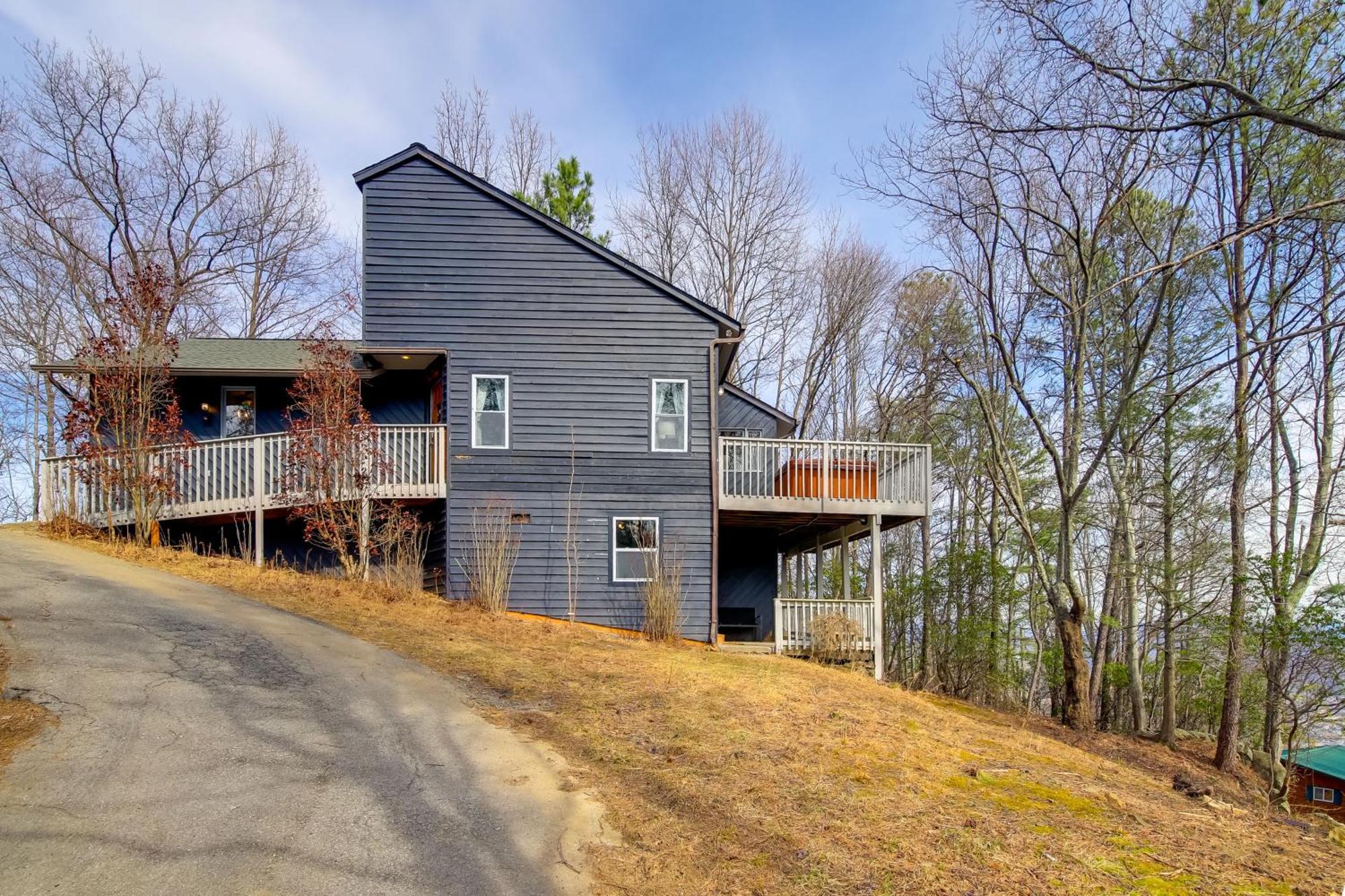 Gatlinburg Mountain Cabin With Hot Tub, Deck And Games 외부 사진